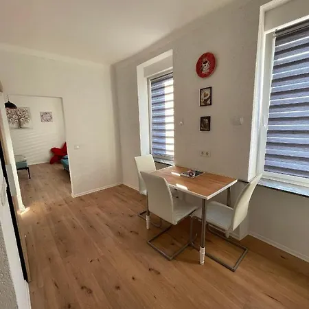 Apartment Mirabelle 2 Püttlingen Exterior foto